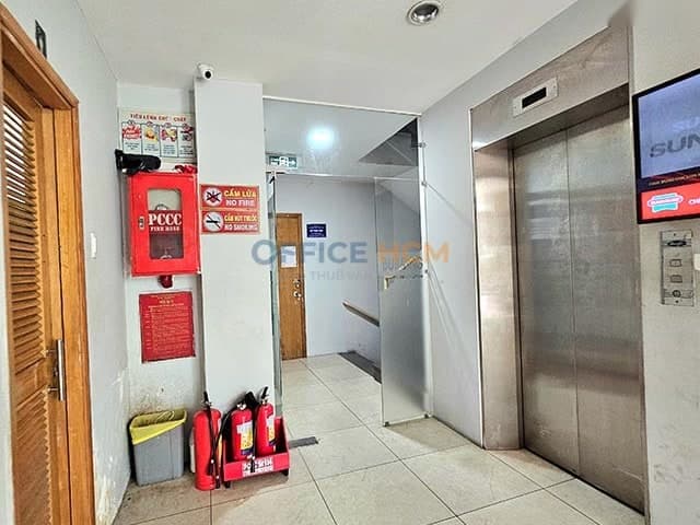Tòa nhà Vạn Lợi — ảnh 1