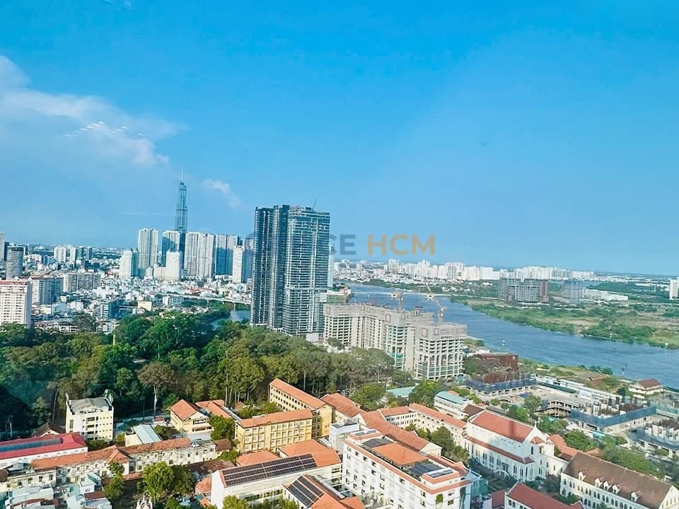 Saigon Trade Center thumbnail 3