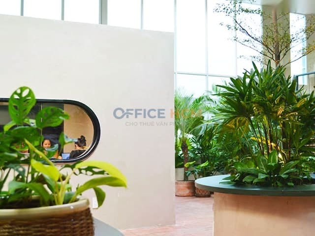 W Business Center thumbnail 4