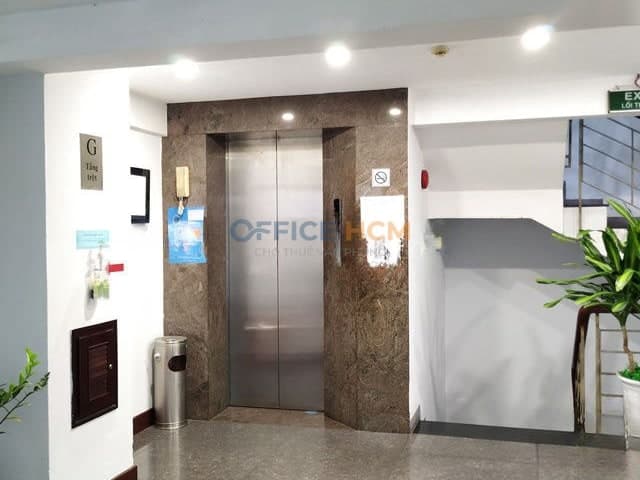 Ý Bản Office Building — ảnh 1