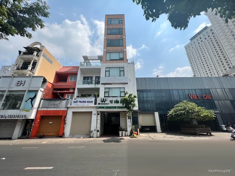 A&B Building thumbnail 4