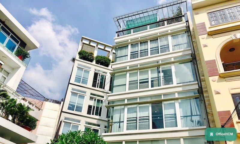 Arch Water Building — ảnh 1