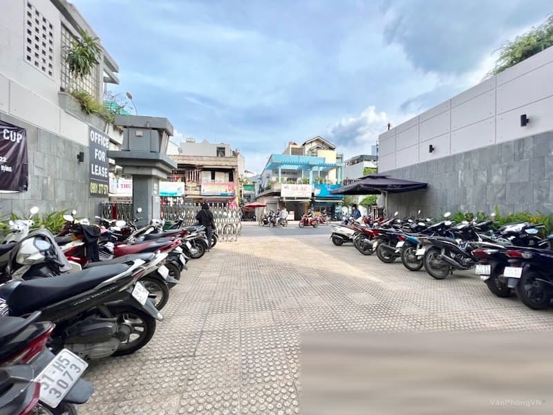 PLS Nguyễn Kiệm Building thumbnail 3