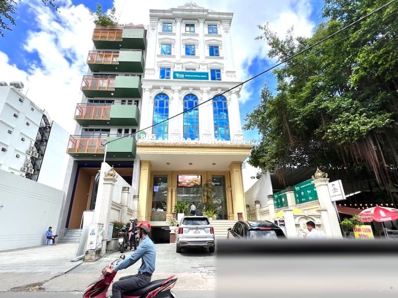 H&D Building thumbnail 4