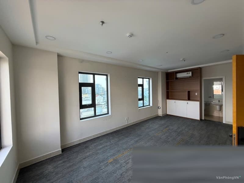 H&D Building thumbnail 2