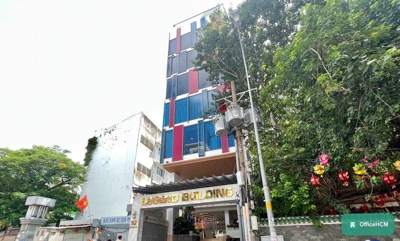 Legend Building — ảnh 1