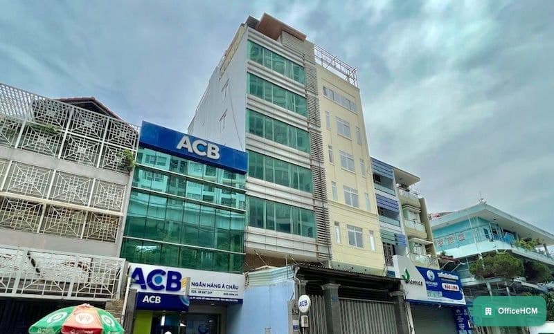 Saturn Office Building thumbnail 2