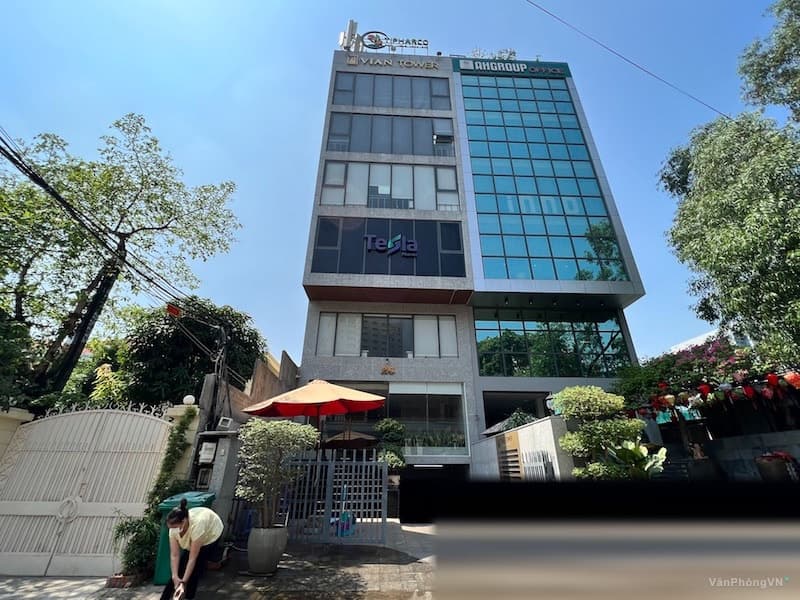 Vian Tower thumbnail 3
